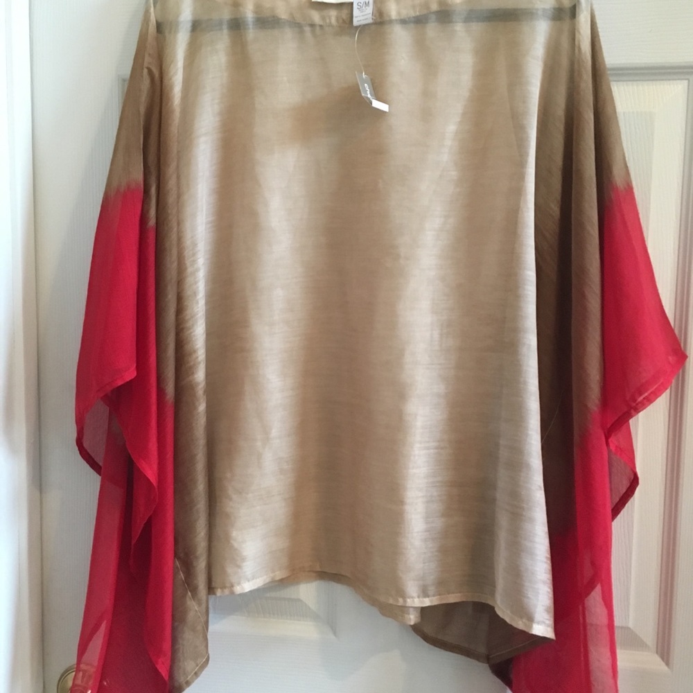 Chico’s poncho top . New with tags